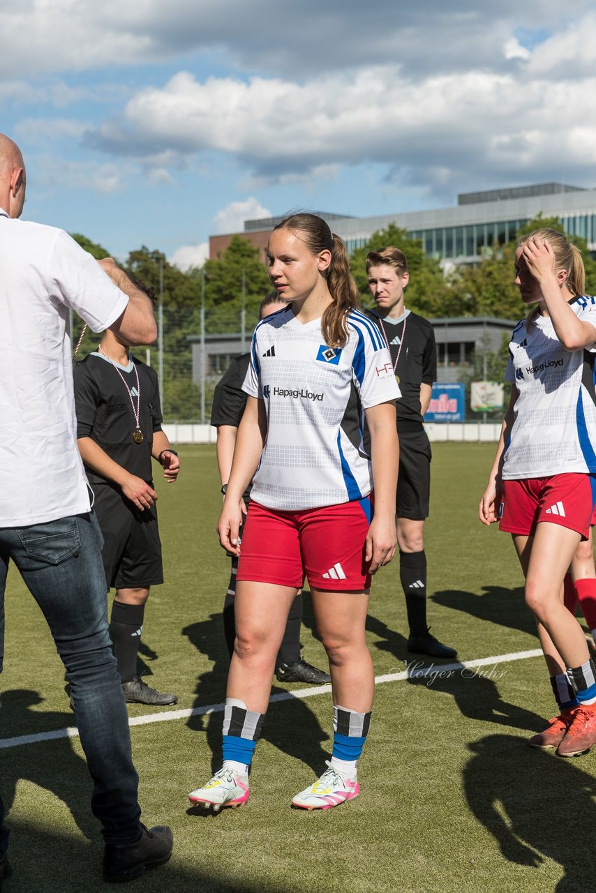 Bild 135 - wBJ Lotto Pokal Finale  Eimsbuetteler TV - Hamburger SV : Ergebnis: 0:3